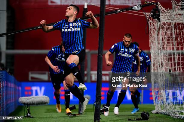 Ruslan Malinovskyi of Atalanta B.C. Celebrates after scoring their sides first goal during the TIMVISION Cup Final between Atalanta BC and Juventus...