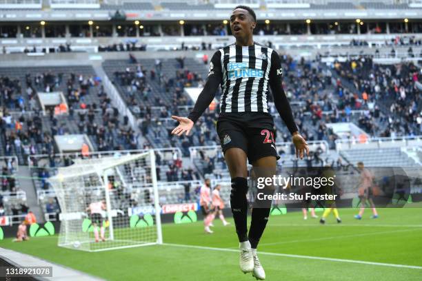 Newcastle player Joe Willock celebrates after scoring the winning goal during the Premier League match between Newcastle United and Sheffield United...