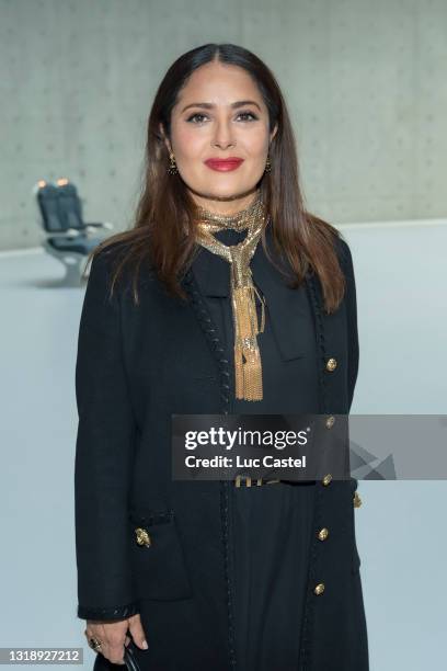 Salma Hayek Photos and Premium High Res Pictures - Getty Images