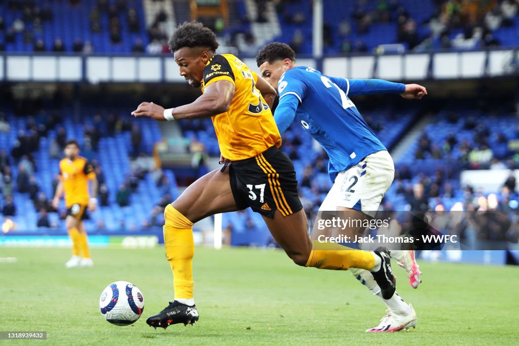 Everton v Wolverhampton Wanderers - Premier League