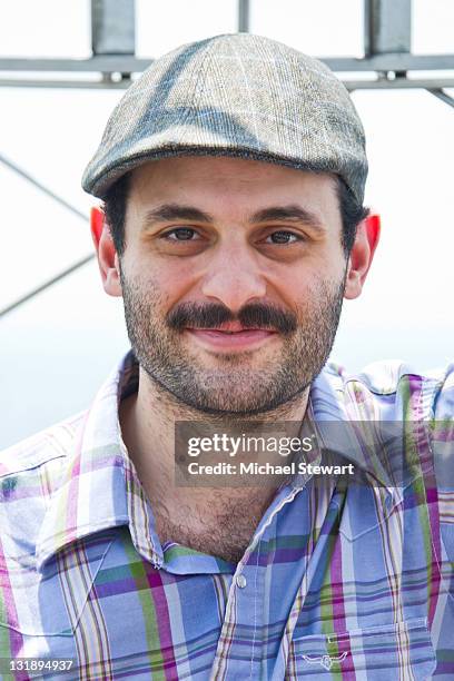 Tony Moayed 168 Tony Nominees Visit The Empire State Building Stock Photos, High ...