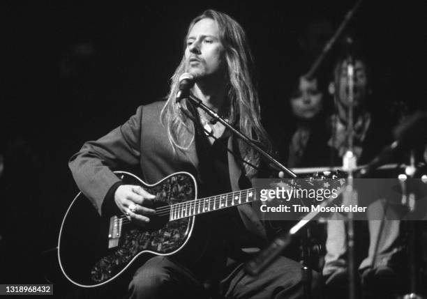 Jerry Cantrell performs with Metallica during Neil Young's Annual Bridge School benefit at Shoreline Amphitheatre on October 19, 1997 in Mountain...