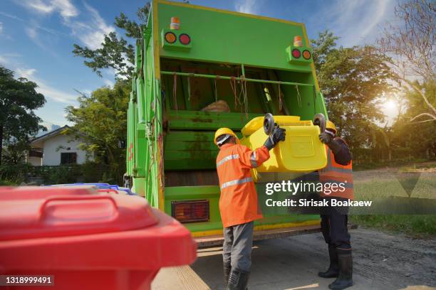 Garbage Collection Driver Trash Truck Driver Photos and Premium High Res Pictures - Getty Images