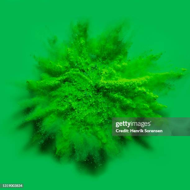 Green Powder Color Explosion Green Paint Explosion Photos and Premium High Res Pictures - Getty Images