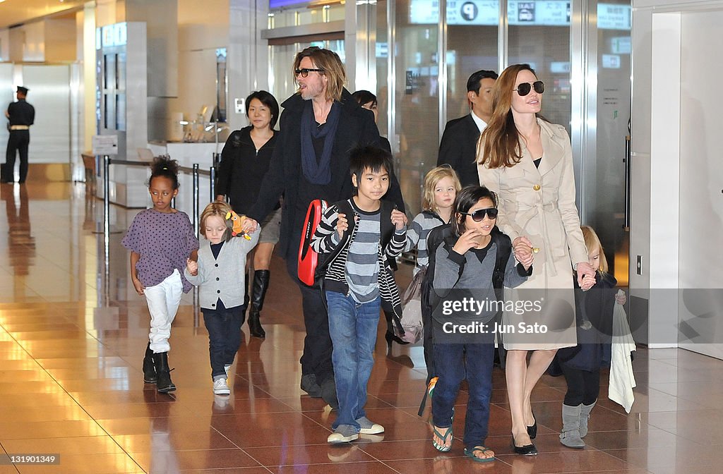 Brad Pitt And Angelina Jolie Arrive Tokyo