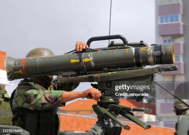 anti-tank weapon -soldier aiming milan anti-tank guided missile - setubal, portugal - grenade launcher stock pictures, royalty-free photos & images