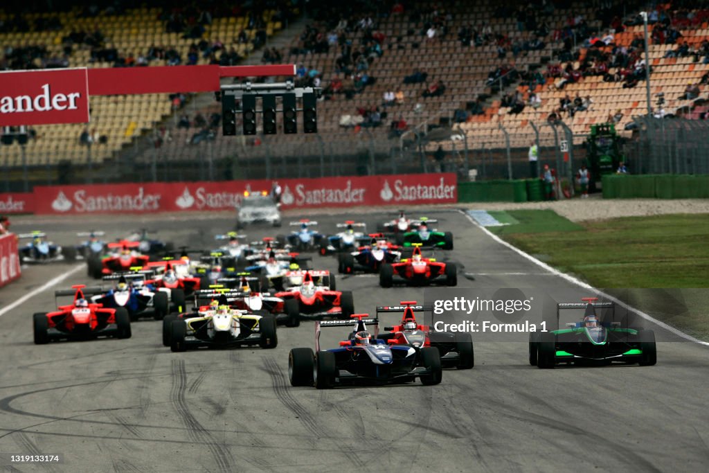 2010 GP3 Series..Round 5..Hockenheim, Germany. 24th July 2010. .Saturday Race..Josef Newgarden, (USA, Carlin) leads James Jakes, (GBR, Manor Racing), Robert Wickens, (CAN, Status Grand Prix) Renger Van Der Zande, (NED, RSC Mucke Motorsport) and the field