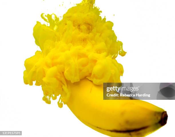 Exploding Bannan Tropical Fruit Burst Photos and Premium High Res Pictures - Getty Images