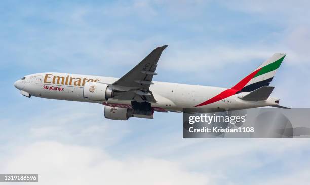 Emirates Logo Rudder Airplane Rudder Photos and Premium High Res Pictures - Getty Images