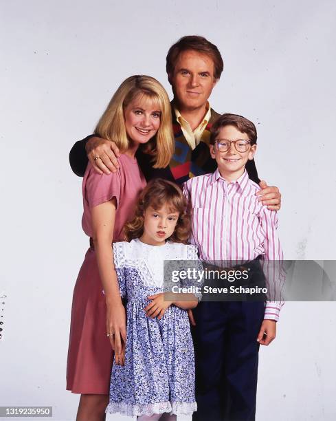 Portrait of the cast members of the film 'Beethoven' , Los Angeles, California, 1991. Pictured are, from left, American actors Bonnie Hunt, Sarah...