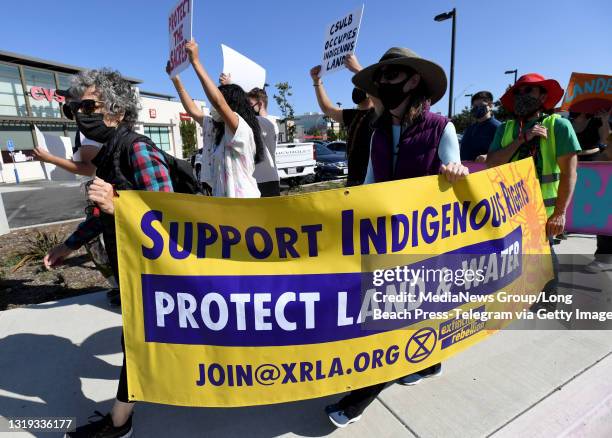 Support For Indigenous Rights Aboriginal Land Rights Photos and Premium High Res Pictures - Getty Images
