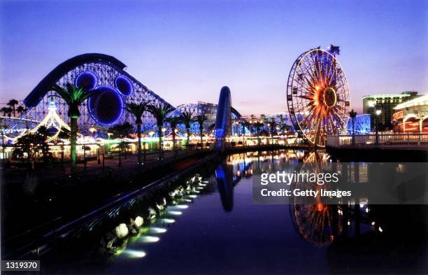 Disney''s new California Adventure Park will offer the "California Screamin" roller coaster and the giant "Sun Wheel" as attractions. The park is set...