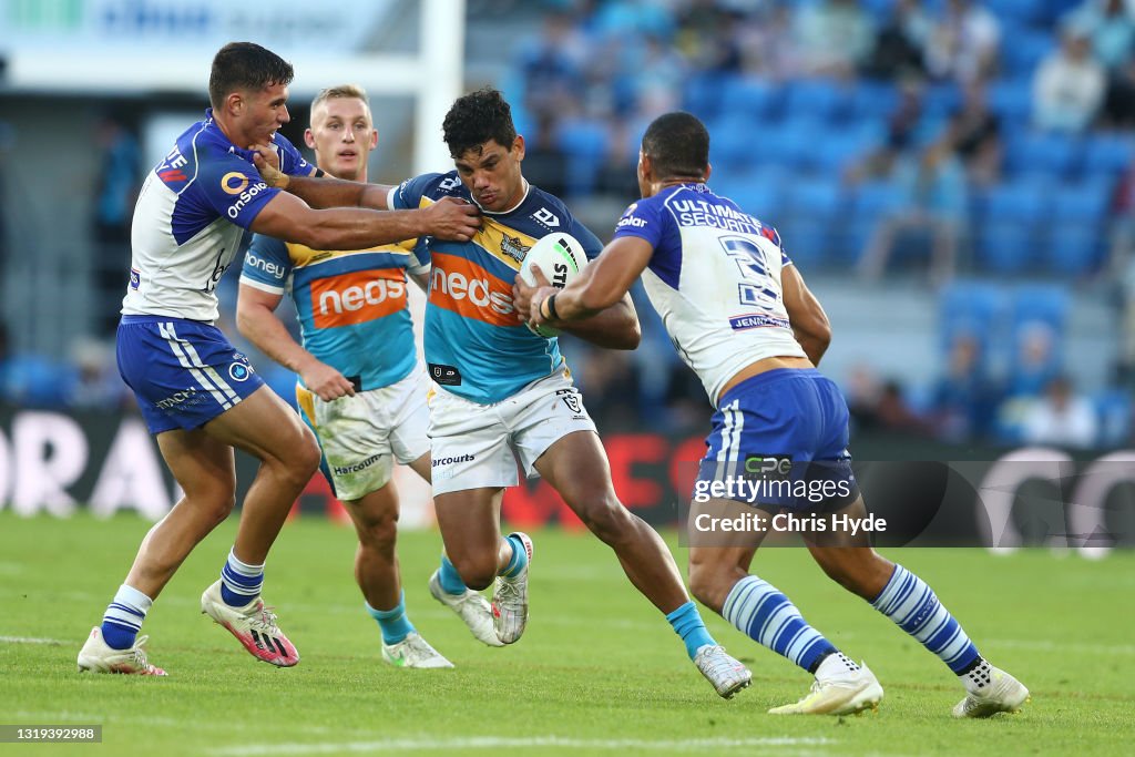 NRL Rd 11 - Titans v Bulldogs