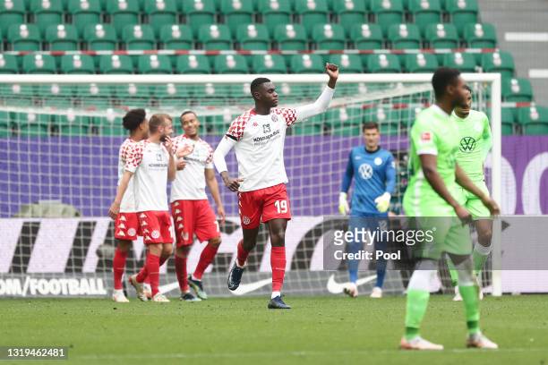 Moussa Niakhate of 1.FSV Mainz 05 celebrates after scoring their team's first goal during the Bundesliga match between VfL Wolfsburg and 1. FSV Mainz...
