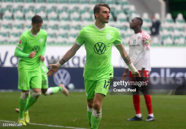 Maximilian Philipp of VfL Wolfsburg celebrates after scoring his team's first goal during the Bundesliga match between VfL Wolfsburg and 1. FSV Mainz...