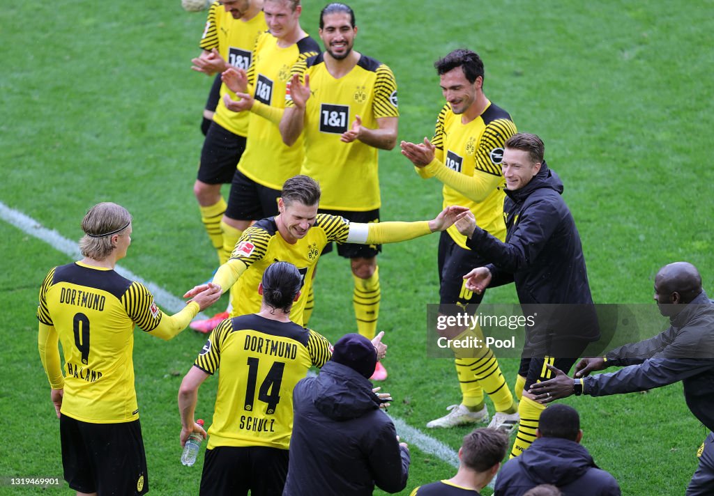Borussia Dortmund v Bayer 04 Leverkusen - Bundesliga
