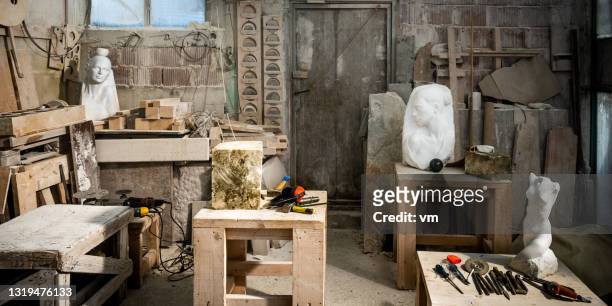 sculptor's art studio - artist studio stock pictures, royalty-free photos & images