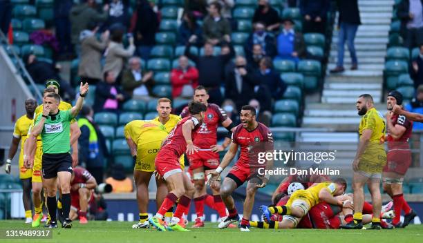 Romain Ntamack and Matthis Lebel of Toulouse celebrate at the final whistle during the Heineken Champions Cup Final between La Rochelle and Toulouse...