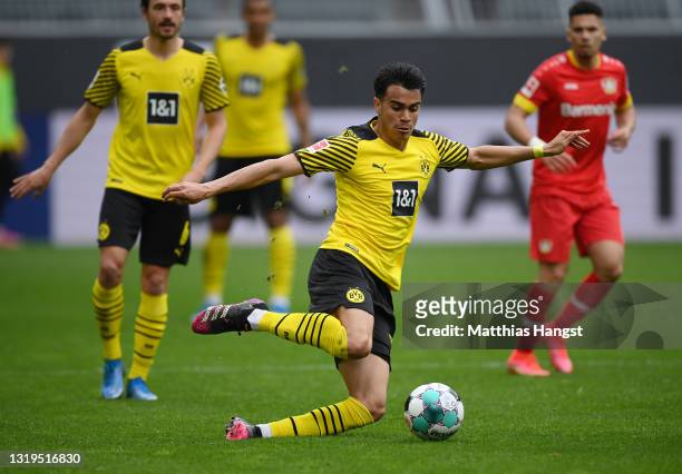 Reinier Jesus Carvalho of Dortmund controls the ball during the Bundesliga match between Borussia Dortmund and Bayer 04 Leverkusen at Signal Iduna...