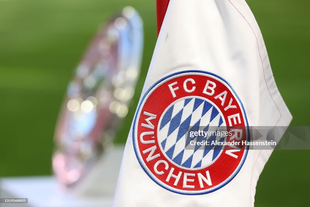 FC Bayern Muenchen v FC Augsburg - Bundesliga