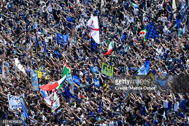 Internazionale fans celebrate outside the stadium prior to the Serie A match between FC Internazionale Milano and Udinese Calcio at Stadio Giuseppe...