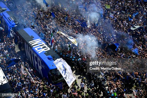 General view outside the stadium as FC Internazionale fans celebrate winning the title as the team bus arrives prior to the Serie A match between FC...