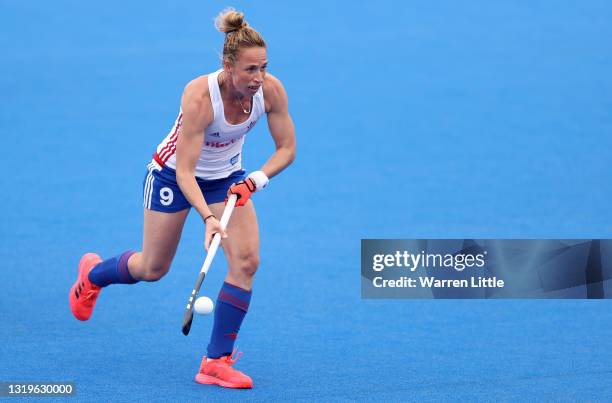 Susannah Townsend of Great Britain in action during the FIH Hockey Pro League match between Great Britain Women and USA Women at Lee Valley Hockey...