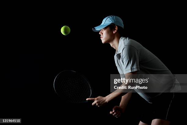young man training,tennis - tennis quick imagens e fotografias de stock