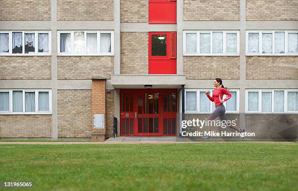 female runner - flat stockfoto's en -beelden