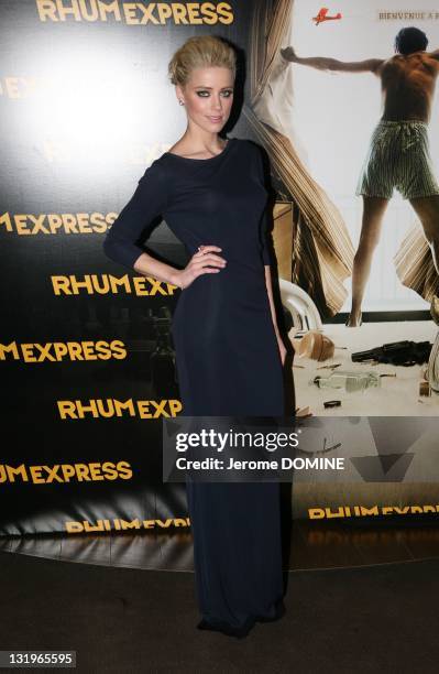 Amber Heard attends the 'Rhum Express' Paris Premiere at Cinema Gaumont Marignan on November 8, 2011 in Paris, France.