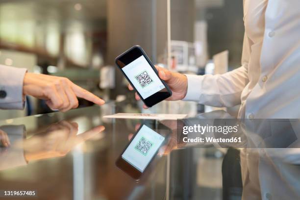 Reception Scanable Collateral Qr Code 1,107 Reception Of Signals Stock Photos, High-Res Pictures, and Images ...