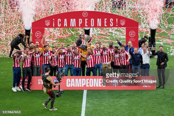 Players of Atletico de Madrid celebrates winning La Liga players with trophy at Estadio Wanda Metropolitano on May 23, 2021 in Madrid, Spain.