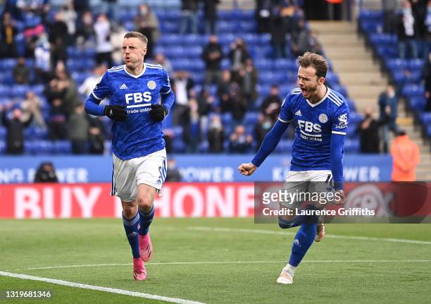 Jamie Vardy of Leicester City celebrates with teammate James Maddison after scoring his team's second goal during the Premier League match between...