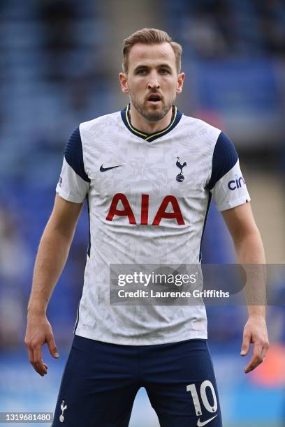 Harry Kane of Tottenham Hotspur looks on during the Premier League match between Leicester City and Tottenham Hotspur at The King Power Stadium on...