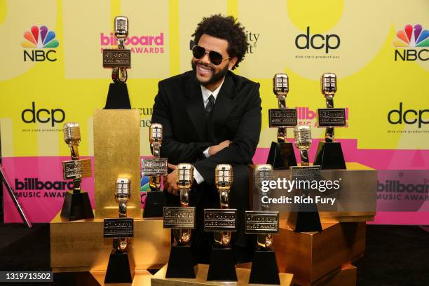 The Weeknd, winner of the Top Artist Award, Top Male Artist Award, Top Hot 100 Artist Award, Top Radio Songs Artist Award, Top R&B Artist Award, Top...