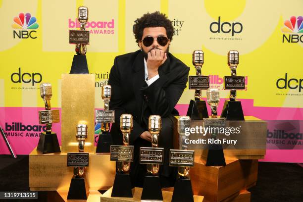 The Weeknd, winner of the Top Artist Award, Top Male Artist Award, Top Hot 100 Artist Award, Top Radio Songs Artist Award, Top R&B Artist Award, Top...