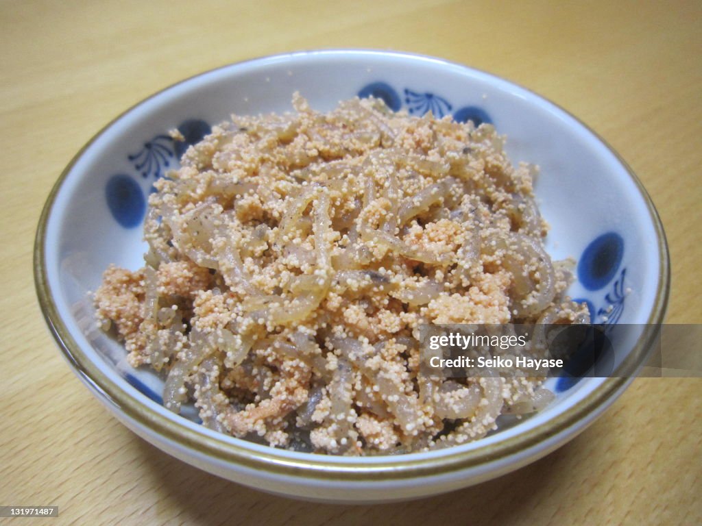 Braised shirataki with cod roe