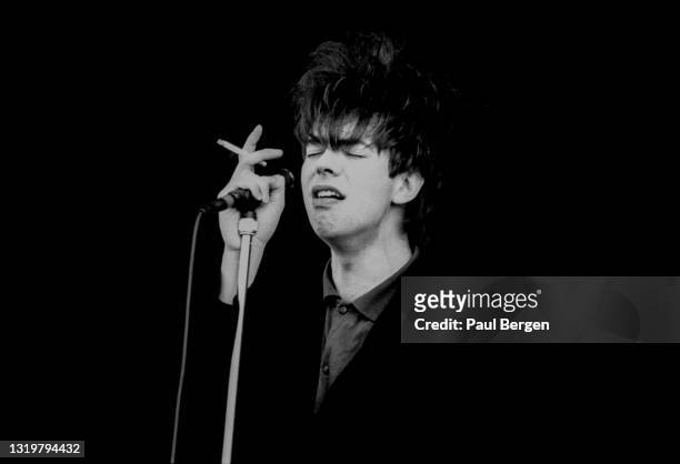 British alternative rock band Echo and the Bunnymen with lead singer Ian McCulloch performs at Rock Torhout festival, Torhout, Belgium, 04 July 1987.