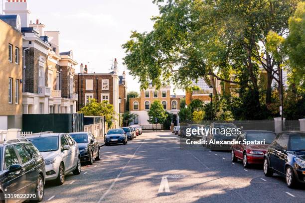 chelsea district in london, uk - notting hill street stock pictures, royalty-free photos & images