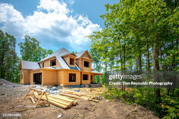 new home construction - new stock photos et images de collection