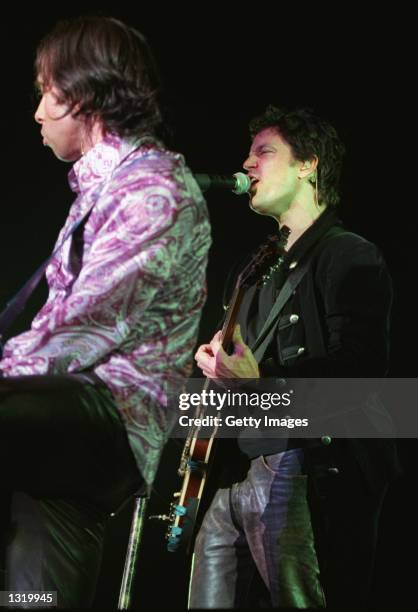 Kevin Rene Cadogan 157 Kiis Fm Concert 2000 Stock Photos, High-Res Pictures, and Images ...