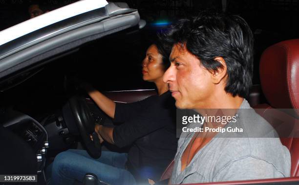 Gauri Khan and Shahrukh Khan attend the Sanjay Dutt and Manyata Dutt's Ressident on July 25, 2011 in Mumbai, India.
