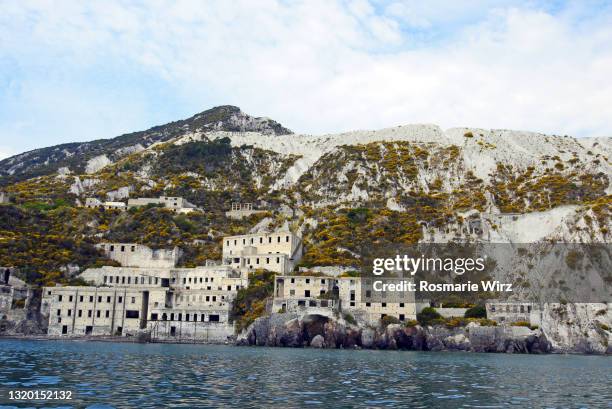 abandoned pumice quarry on lipari island - isola di lipari foto e immagini stock