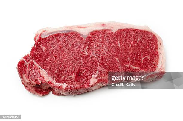bistecca isolato su bianco - carne foto e immagini stock