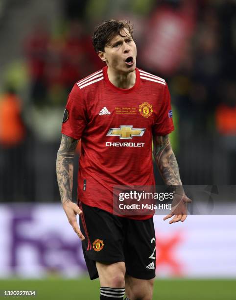 Victor Lindelof of Manchester United celebrates scoring their team's tenth penalty in the penalty shoot out during the UEFA Europa League Final...