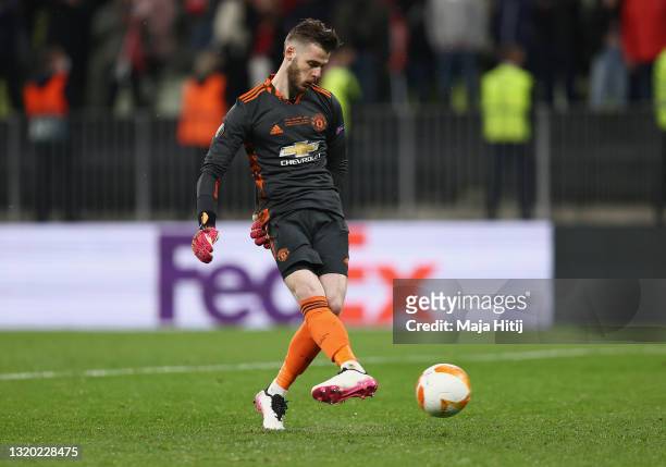 David de Gea of Manchester United mduring the UEFA Europa League Final between Villarreal CF and Manchester United at Gdansk Arena on May 26, 2021 in...