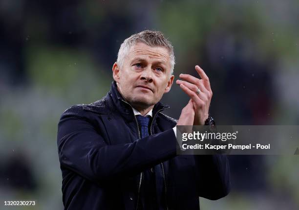 Ole Gunnar Solskjaer, Manager of Manchester United looks dejected as he acknowledges the fans following the UEFA Europa League Final between...
