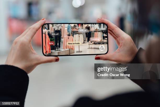 augmented reality retail marketing concept - digital shopping foto e immagini stock