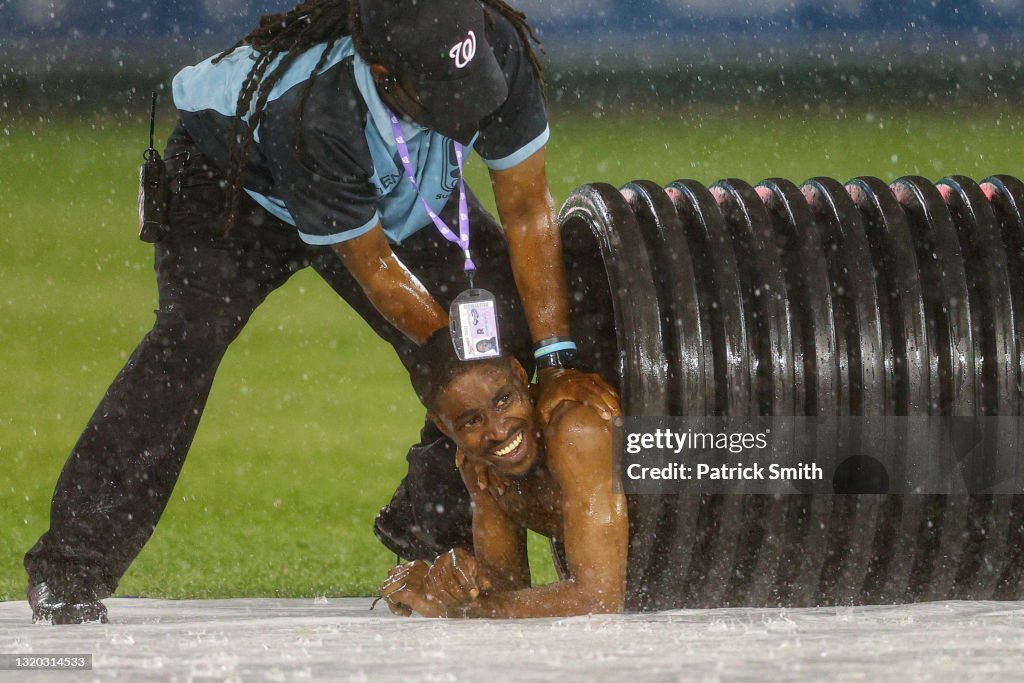 Cincinnati Reds v Washington Nationals