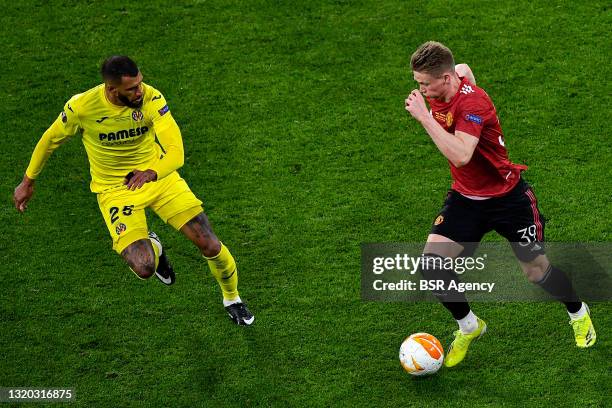Etienne Capoue of Villarreal CF and Scott McTominay of Manchester United during the UEFA Europa League Final match between Villarreal CF and...